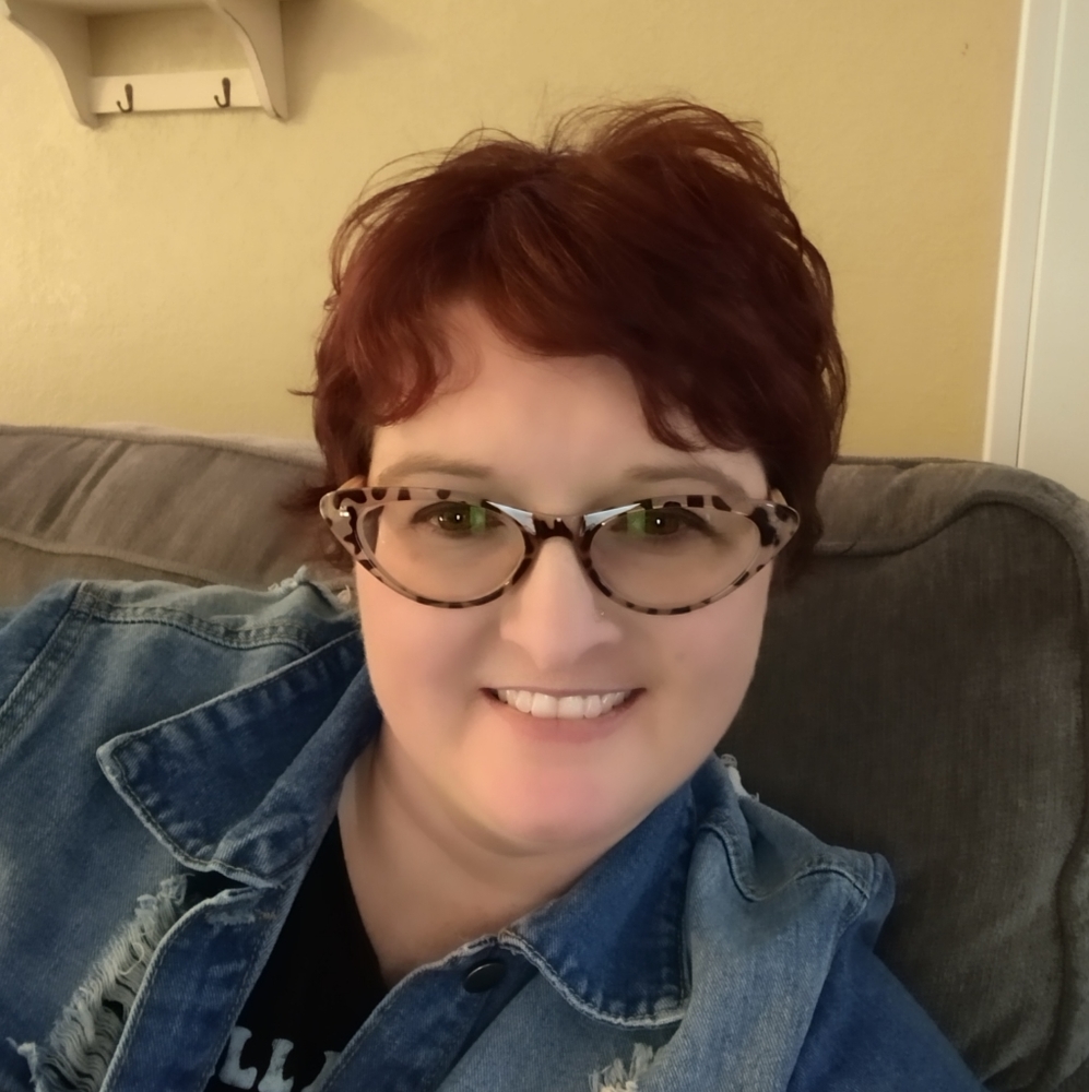 Meet your Posher, Crystal